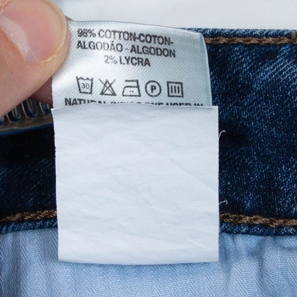Warp & Weft Sydney Mid Rise Jean Shorts Size 27‎